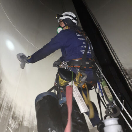 WIND TURBINE CLEANING